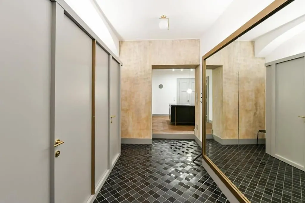 Luxury Old Town Apt, Parking Apartment Prague Czech Republic