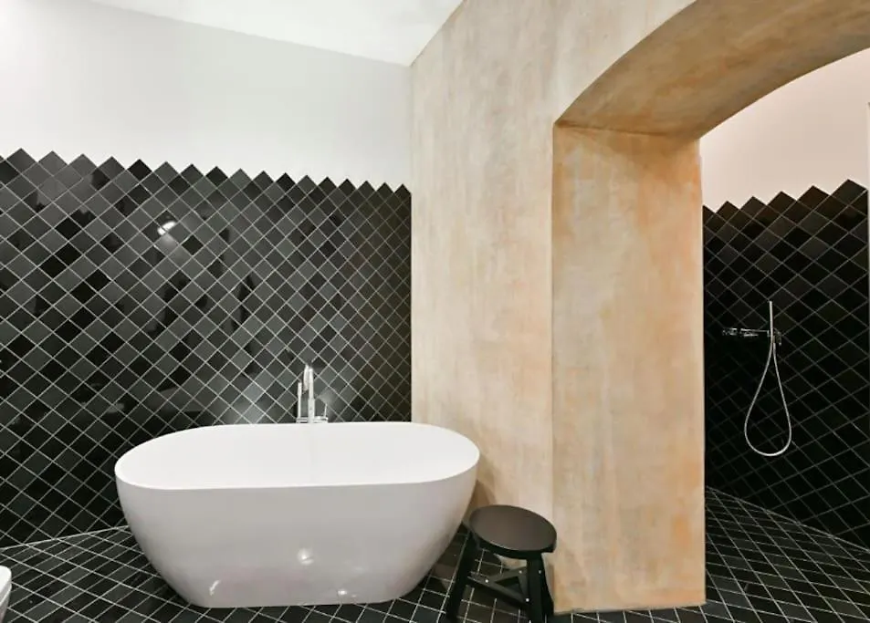 Luxury Old Town Apt, Parking Apartment Prague Czech Republic
