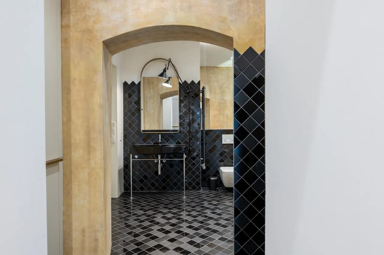 Ferienwohnung Luxury Old Town Apt, Parking Prag